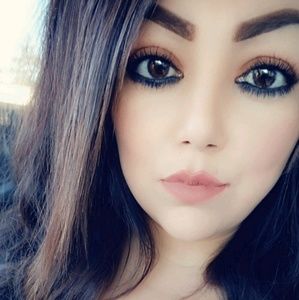 Meet your Posher, Ariana